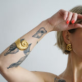 Bold Shell Cuff Aleyna