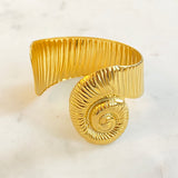 Bold Shell Cuff Aleyna