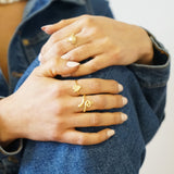 Dainty Signet Ring Sevilla