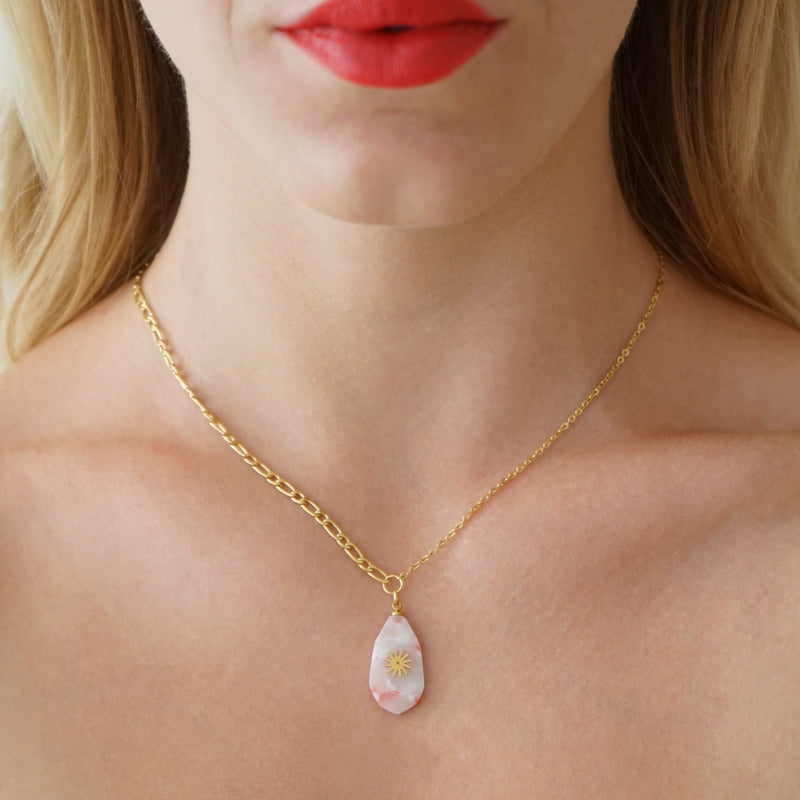 Moonstone Necklace Tilda